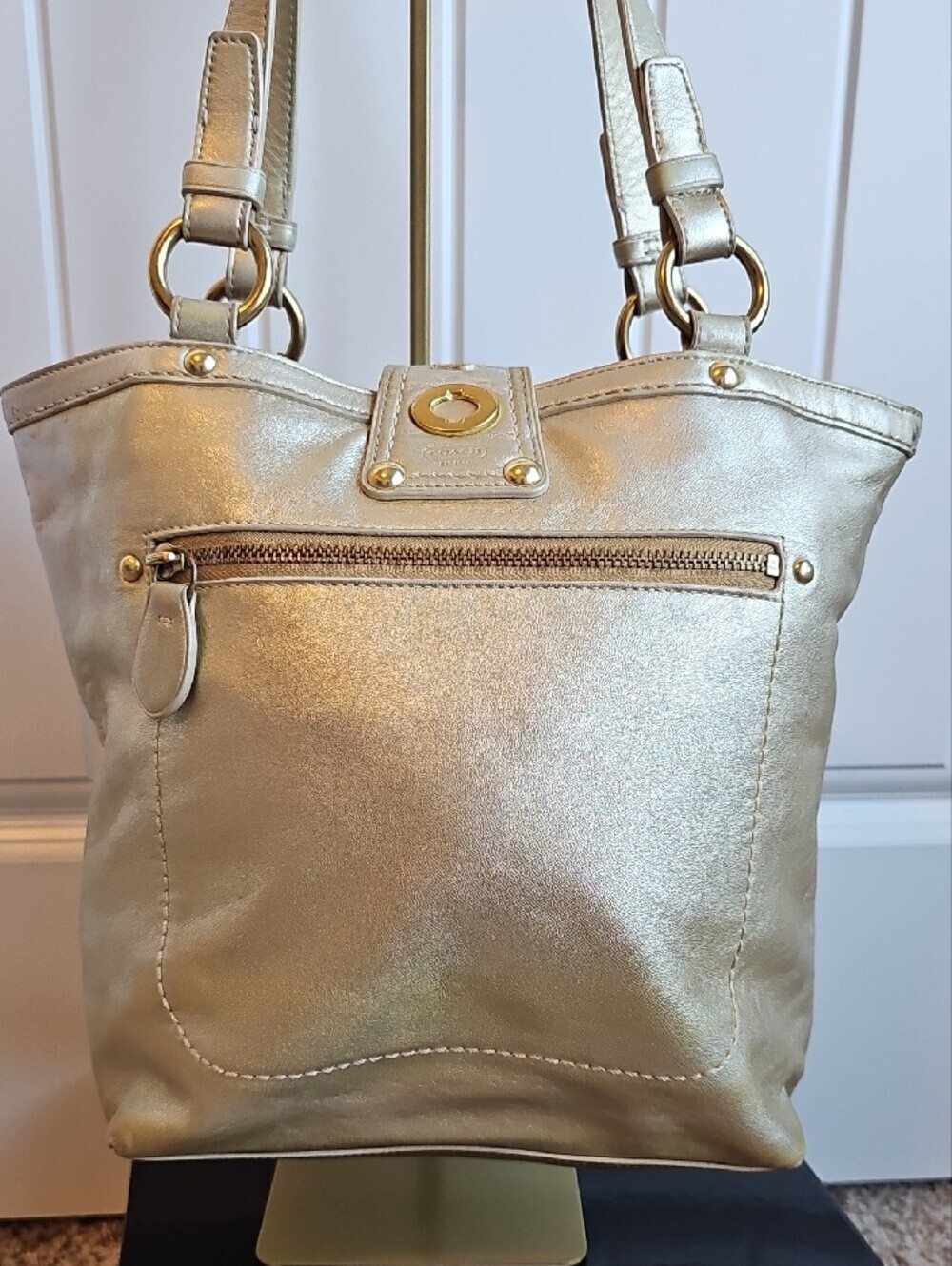 Coach Archival Legacy Lily Turnlock Tote Metallic Brass Gold Leather F13757 - Picture 7 of 12